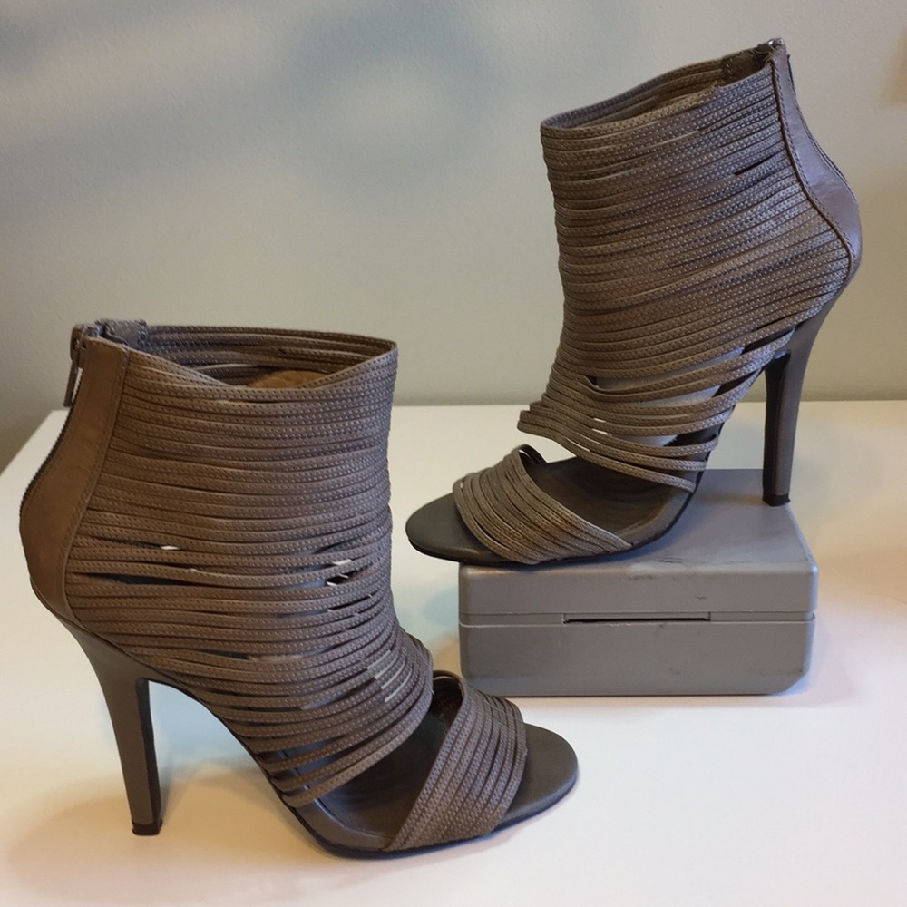 Gladiator Stiletto Sandal Taupe